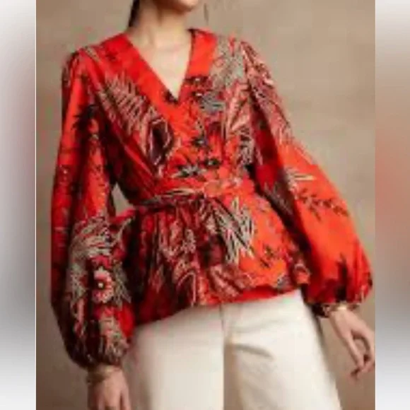 Banana Republic Wrap Top - Picture 4 of 4